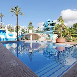 https://benal-beach-studio-075.es-andalucia.com